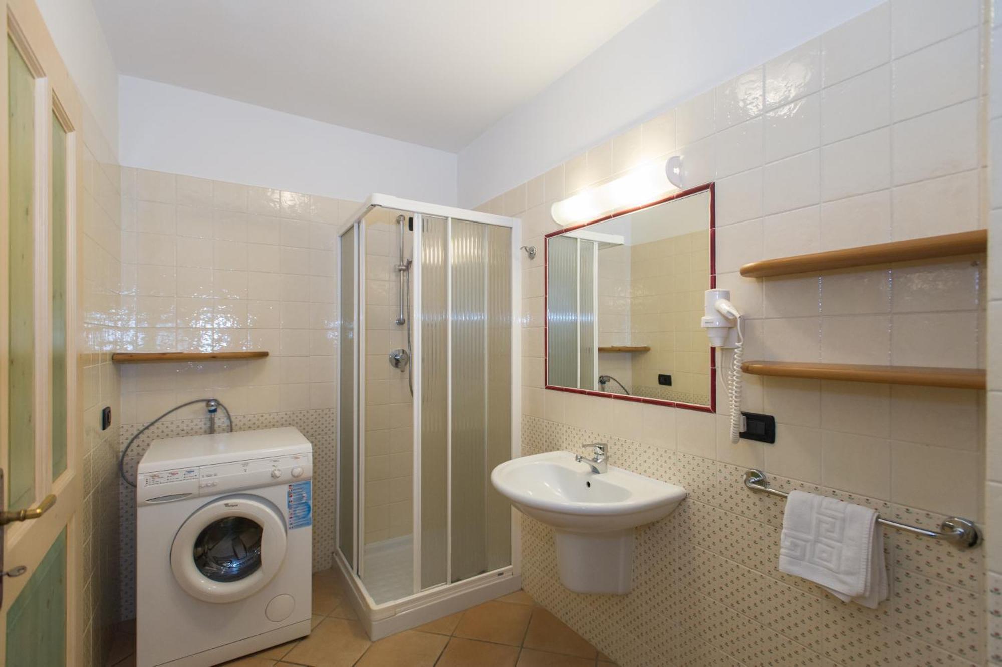 Casa Tomaselli Lejlighedshotel Pellizzano Eksteriør billede