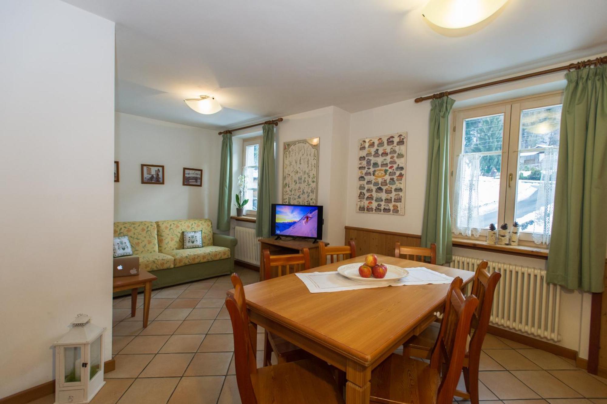 Casa Tomaselli Lejlighedshotel Pellizzano Eksteriør billede